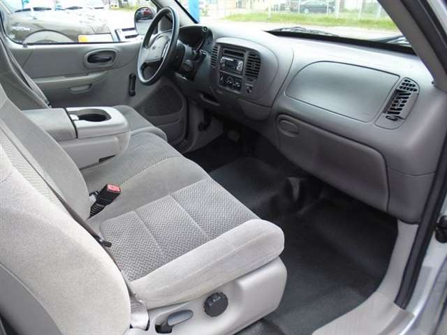 2002 Ford F-150 4dr SuperCab XL 2WD Styleside LB